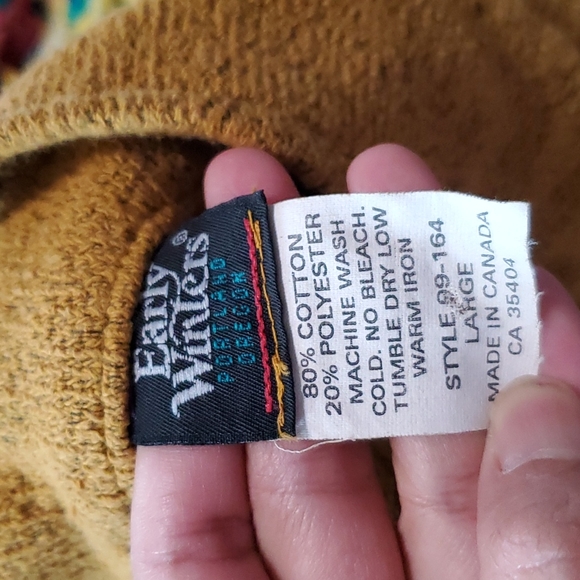 Sweater For Men Size Large - Picture 6 of 6